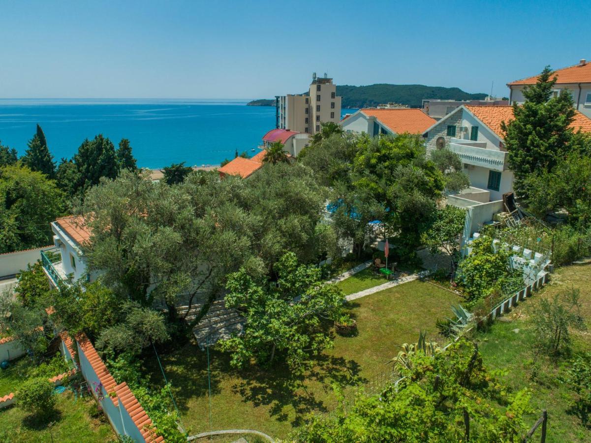The Turtles Garden Villa Becici  Exterior photo