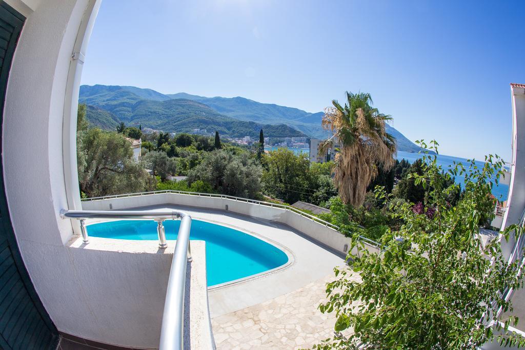 The Turtles Garden Villa Becici  Exterior photo